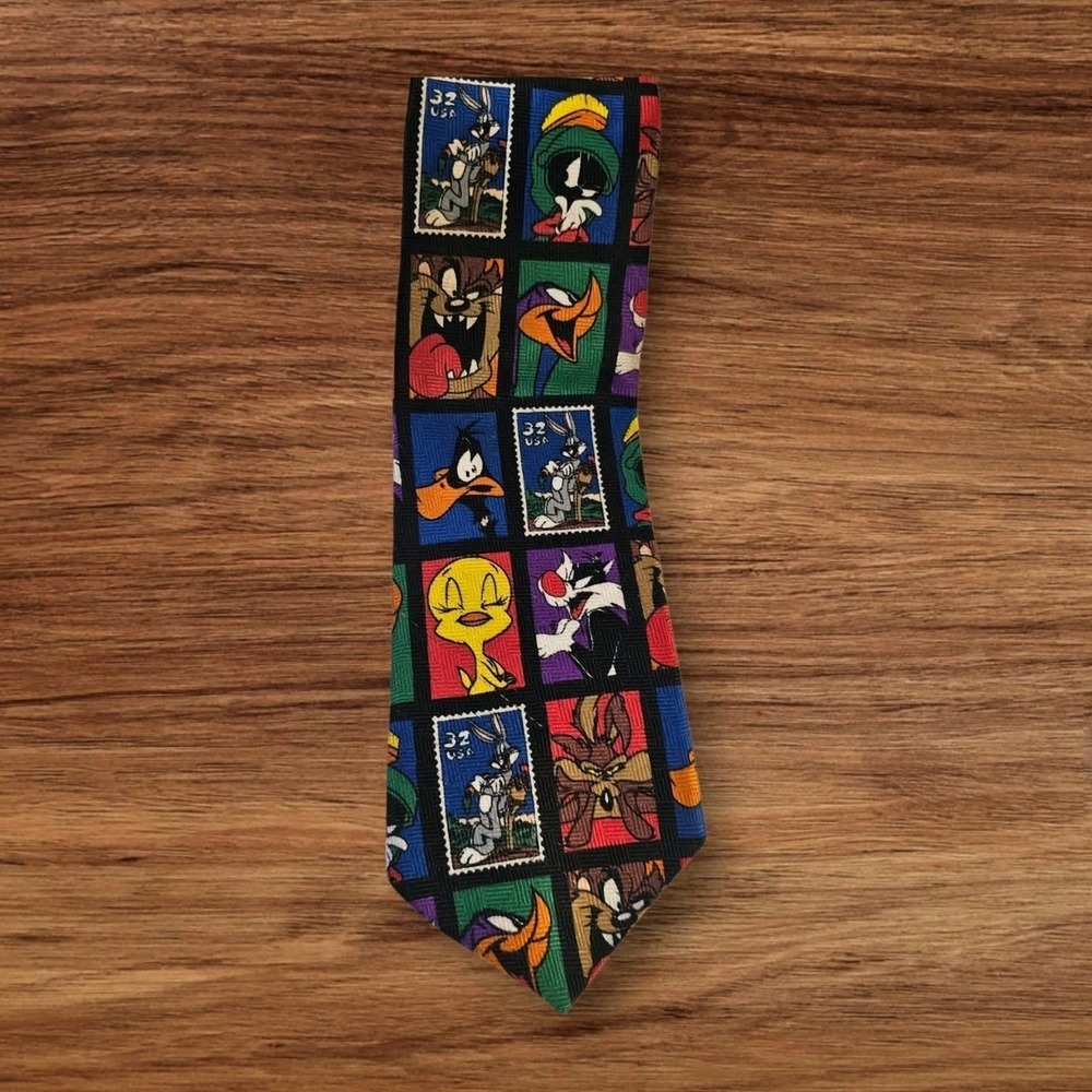 Vintage 1997 Looney Tunes Stamp Collection Necktie USPS Warner Bros Characters